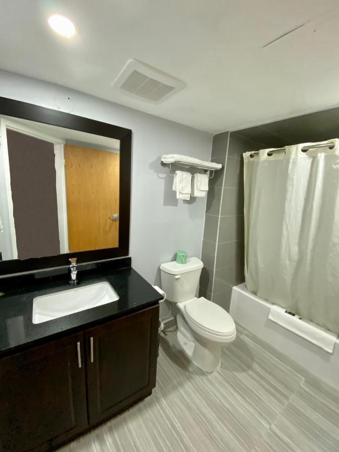 Kenora Motel Windsor Eksteriør billede